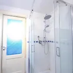 Casa Bianca - Centro Citta E Due Minuti A Piedi Dalla Metro *