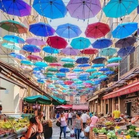 Casa Bianca - Centro Citta E Due Minuti A Piedi Dalla Metro * Catania