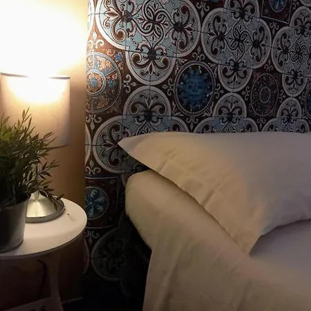 Apartamento Casa Bianca - Centro E Due Minuti A Piedi Dalla Metro *