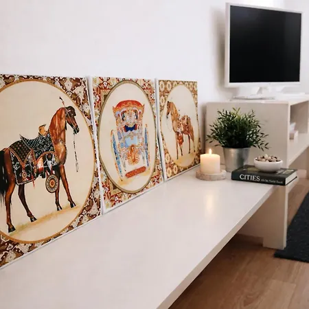 Apartamento Casa Bianca - Centro E Due Minuti A Piedi Dalla Metro